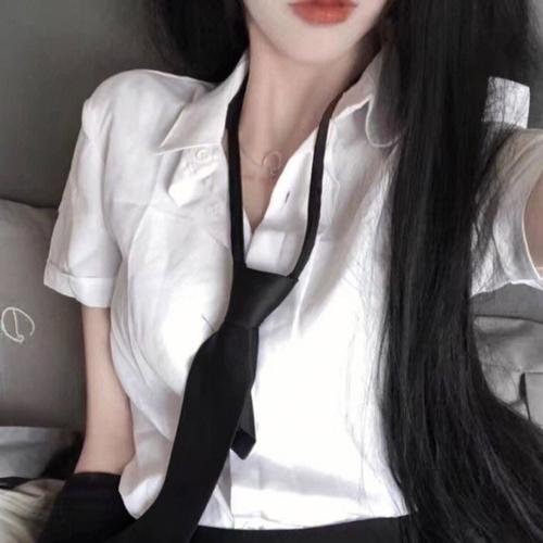 屠夫的灵媒娇妻